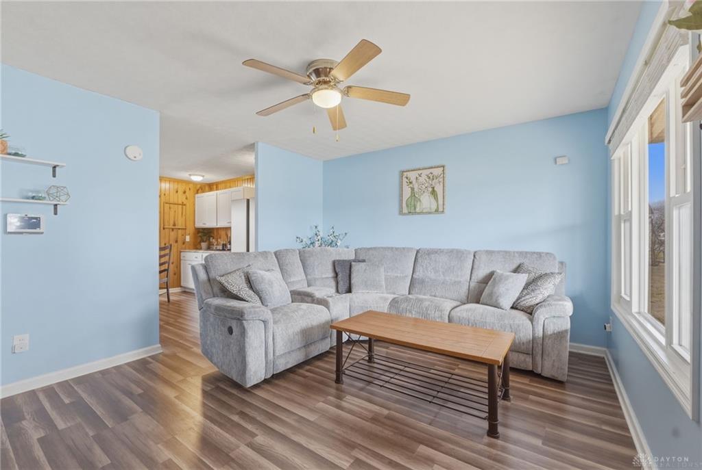 409 Millard Property Photo 3