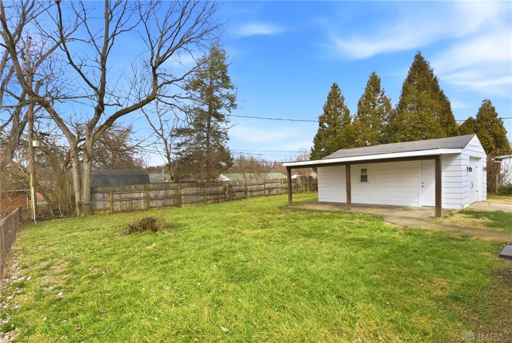 409 Millard Property Photo 18