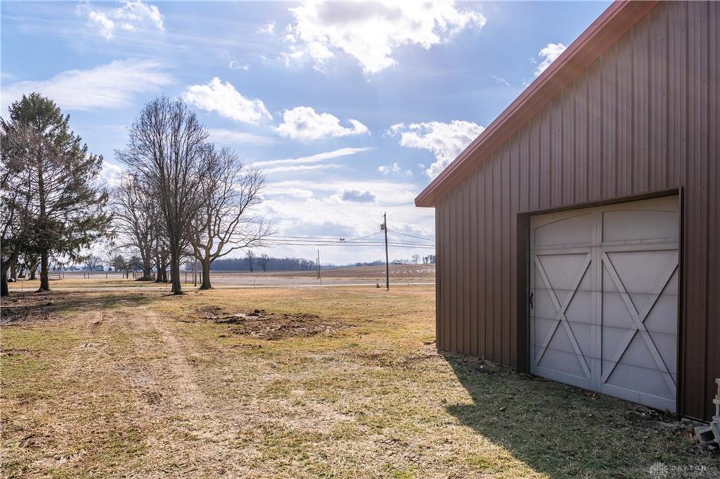 1226 E Jackson Property Photo 10