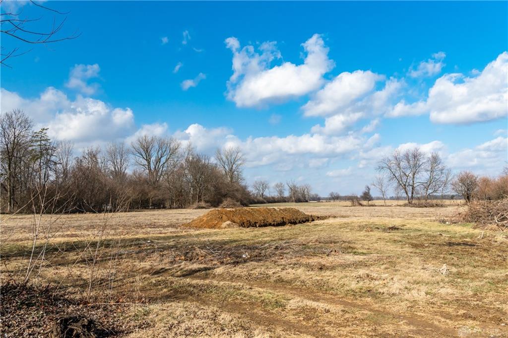 1226 E Jackson Property Photo 16