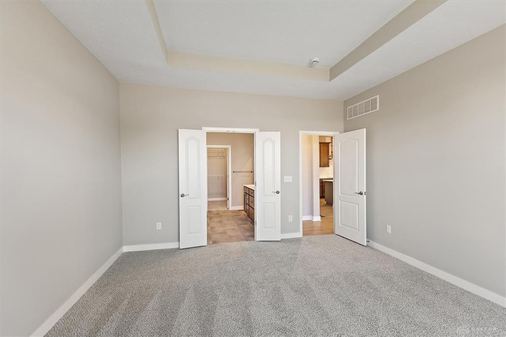 407 S Landon Property Photo 11