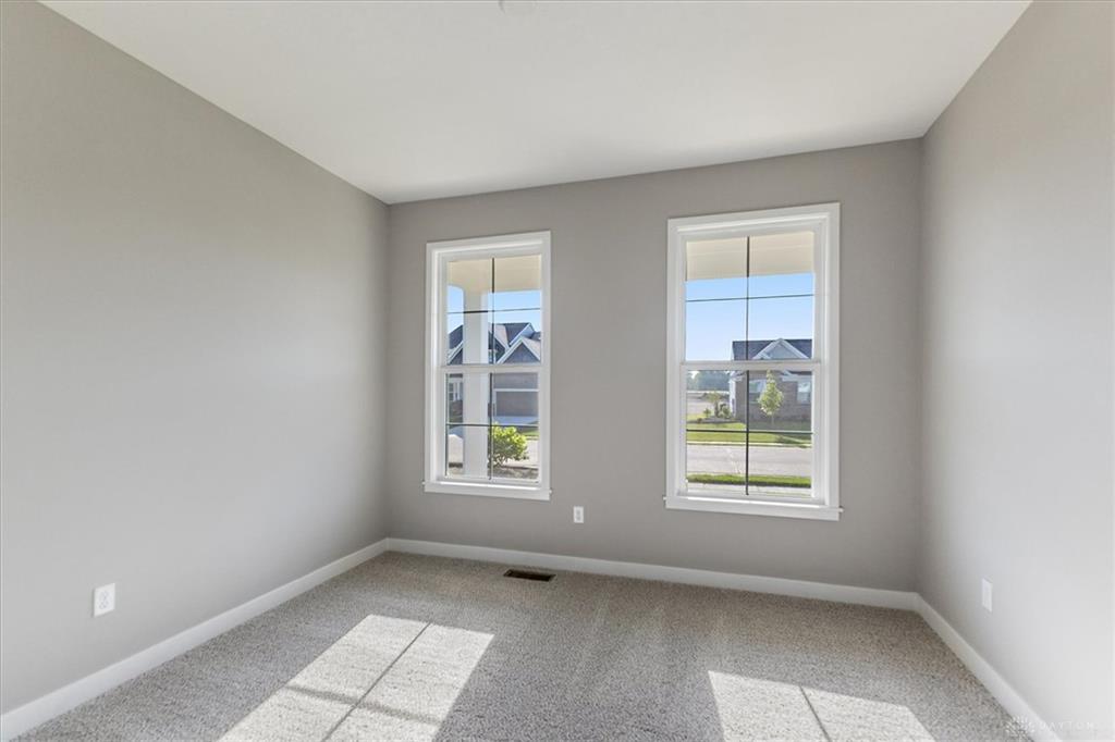 407 S Landon Property Photo 16