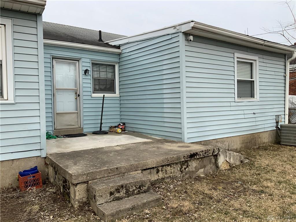 1820 Rutland Property Photo 2
