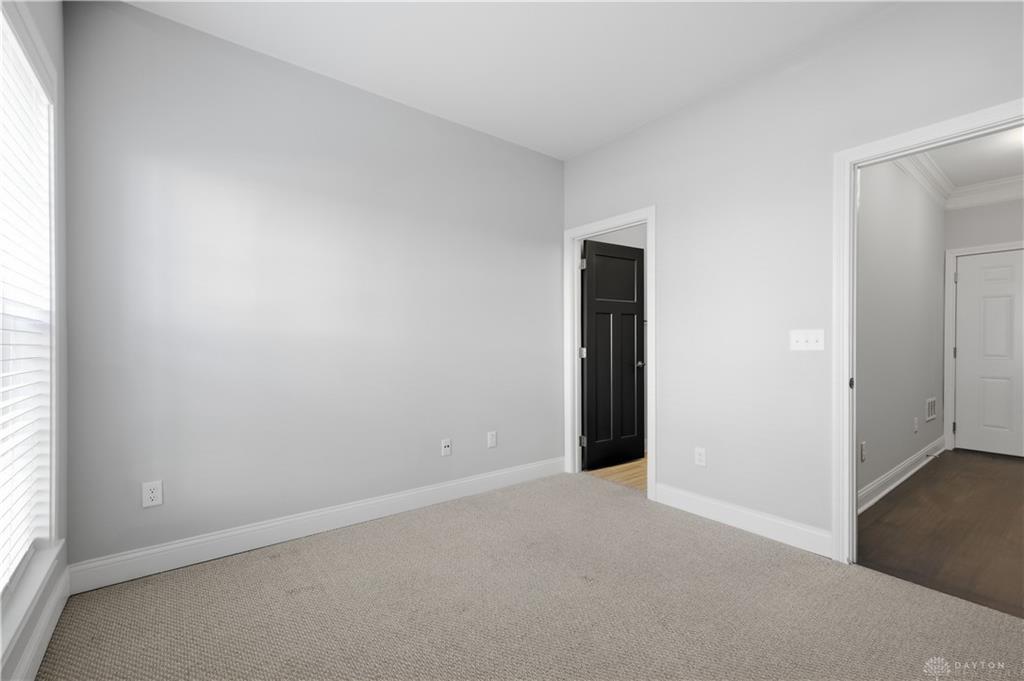 121 Lowe Property Photo 7