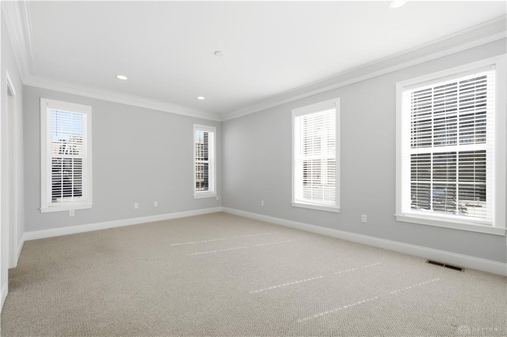 121 Lowe Property Photo 38