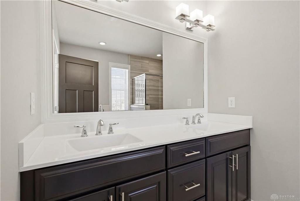 121 Lowe Property Photo 42