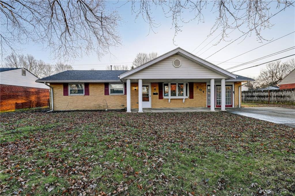 304 Applegate Property Photo 1