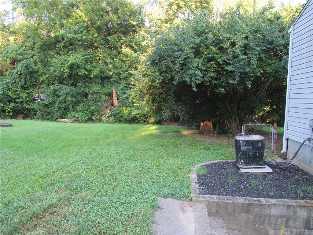 1902 Ontario Property Photo 32