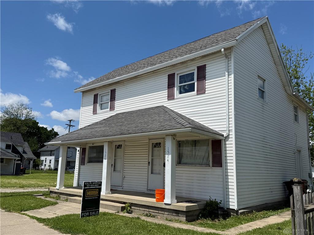1524 W North Property Photo 1
