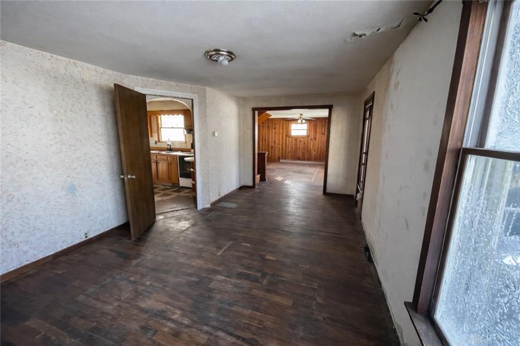 410 N Main Property Photo 10