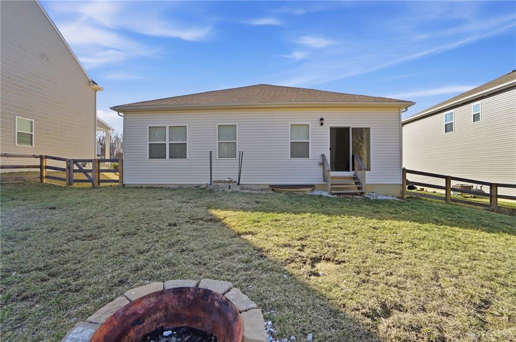 3292 Shadow Ridge Property Photo 5
