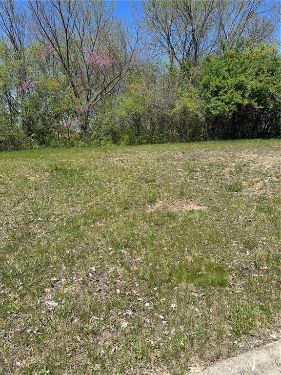 2439 Greystone Property Photo 2