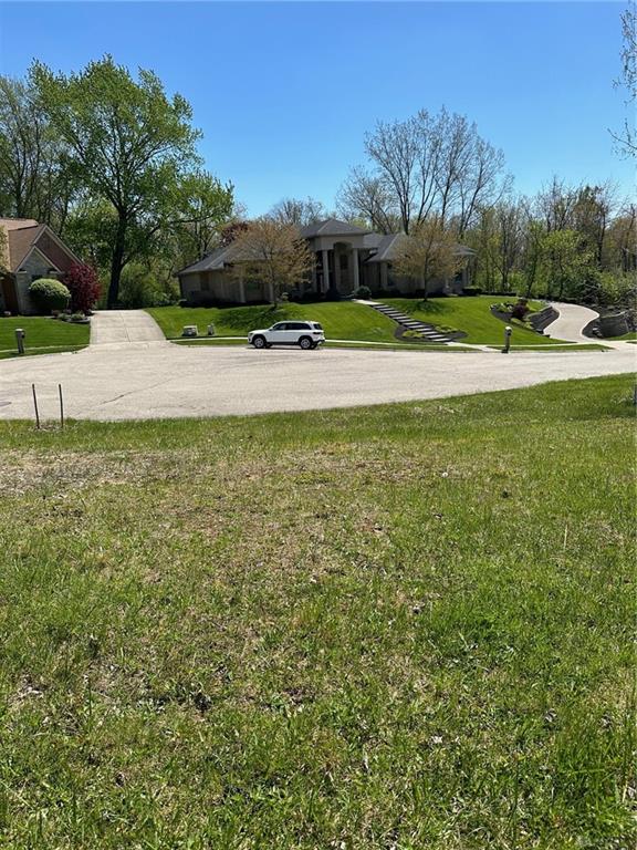 2439 Greystone Property Photo 4