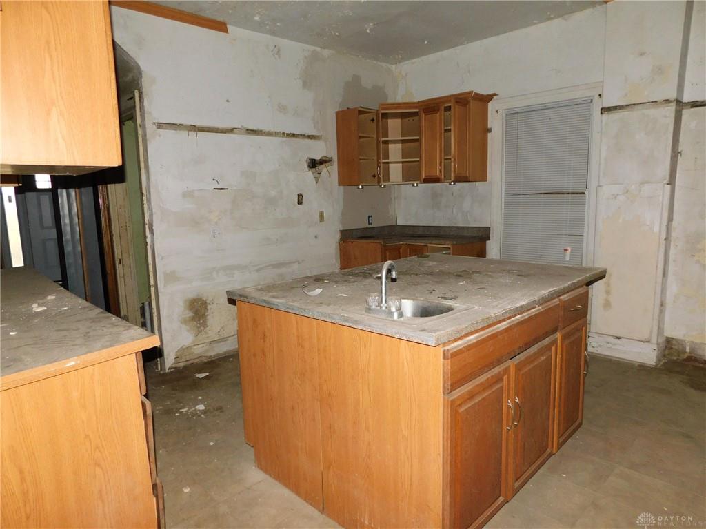 901 Harvard Property Photo 13