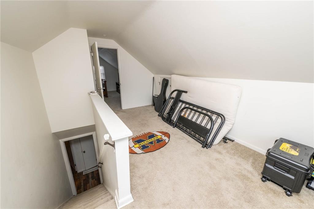 1222 Oakhill Property Photo 13