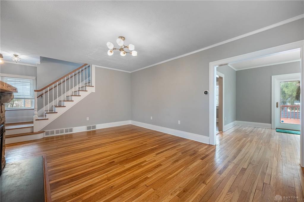 422 E Telford Property Photo 6