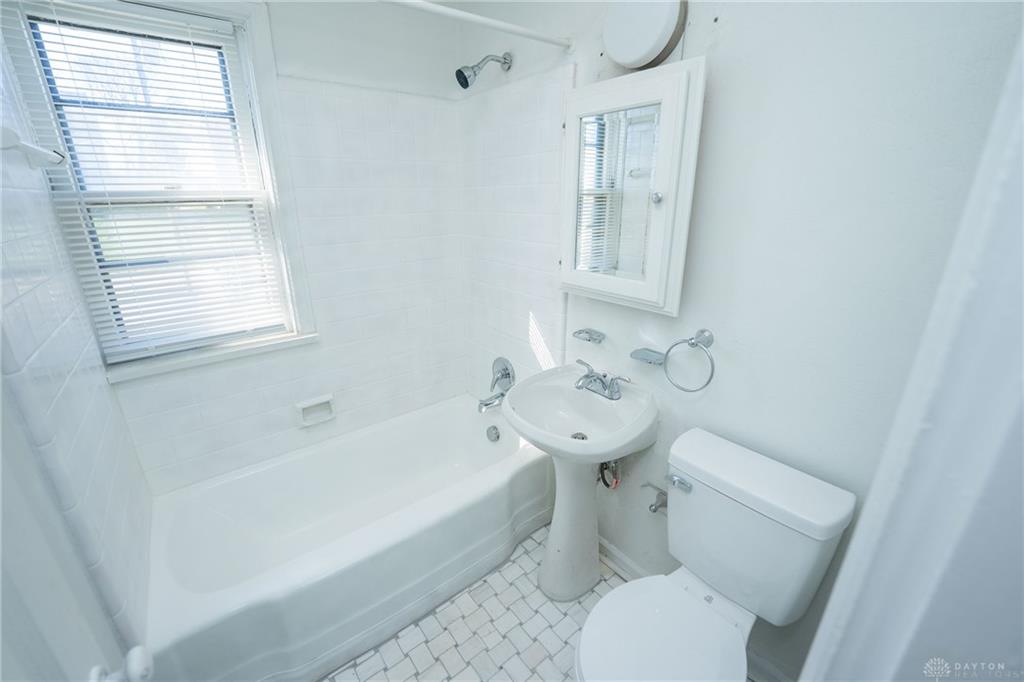 1340 Huffman Property Photo 11