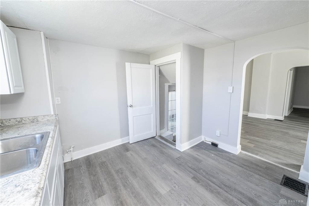 128 S Wayne Property Photo 11