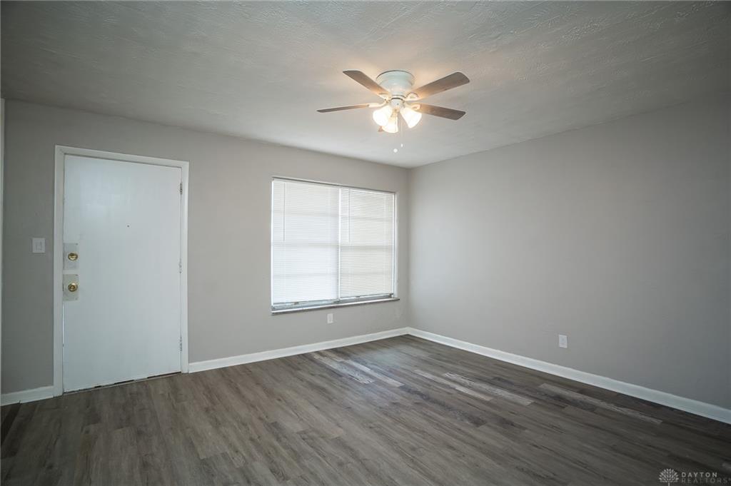 2525 Lakeview Property Photo 4