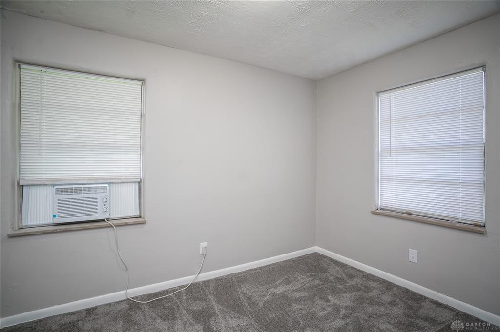 2525 Lakeview Property Photo 9