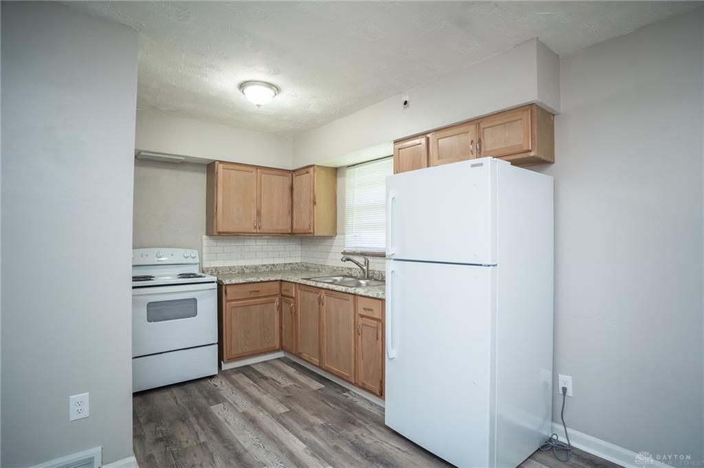 2525 Lakeview Property Photo 15