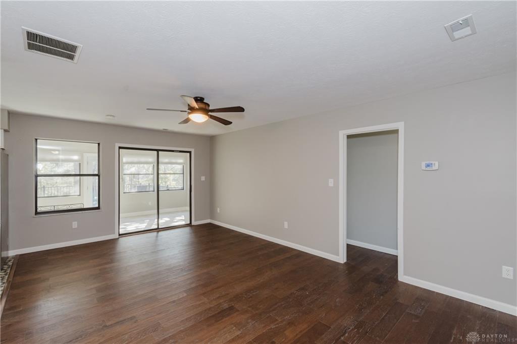 777 Lakengren Property Photo 5