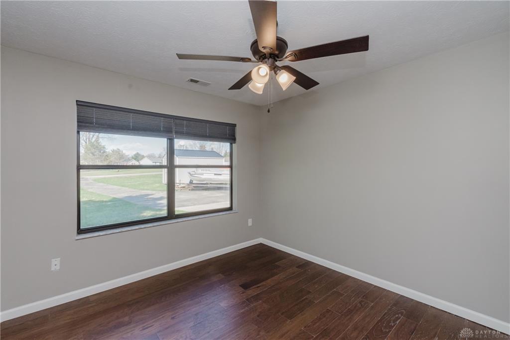 777 Lakengren Property Photo 17