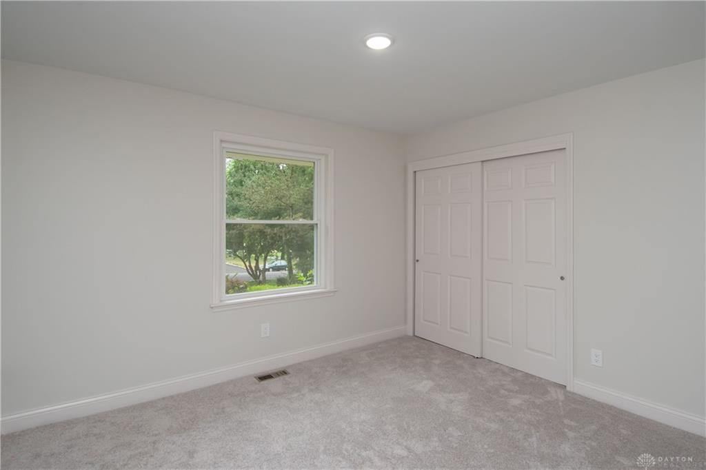238 Towerview Property Photo 12