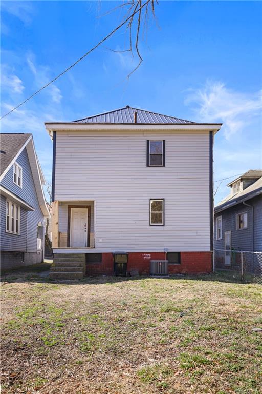 1810 High Property Photo 3