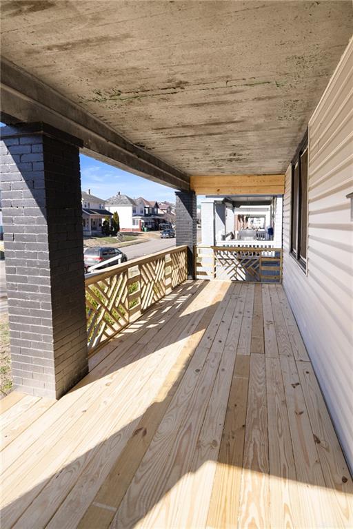 1810 High Property Photo 4