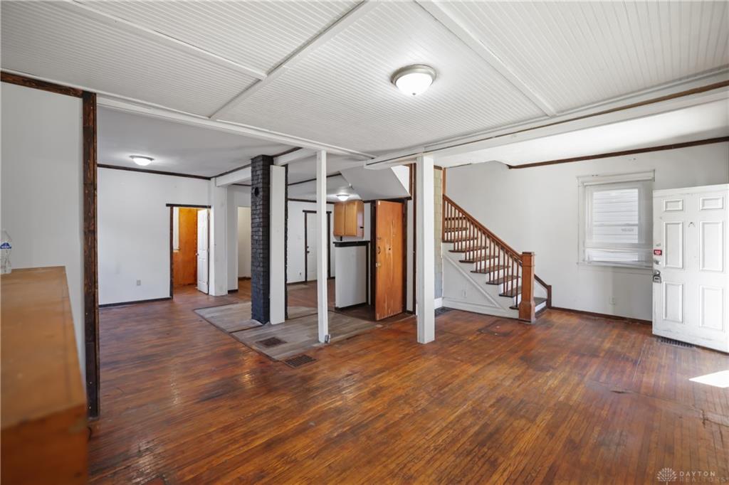 1810 High Property Photo 7