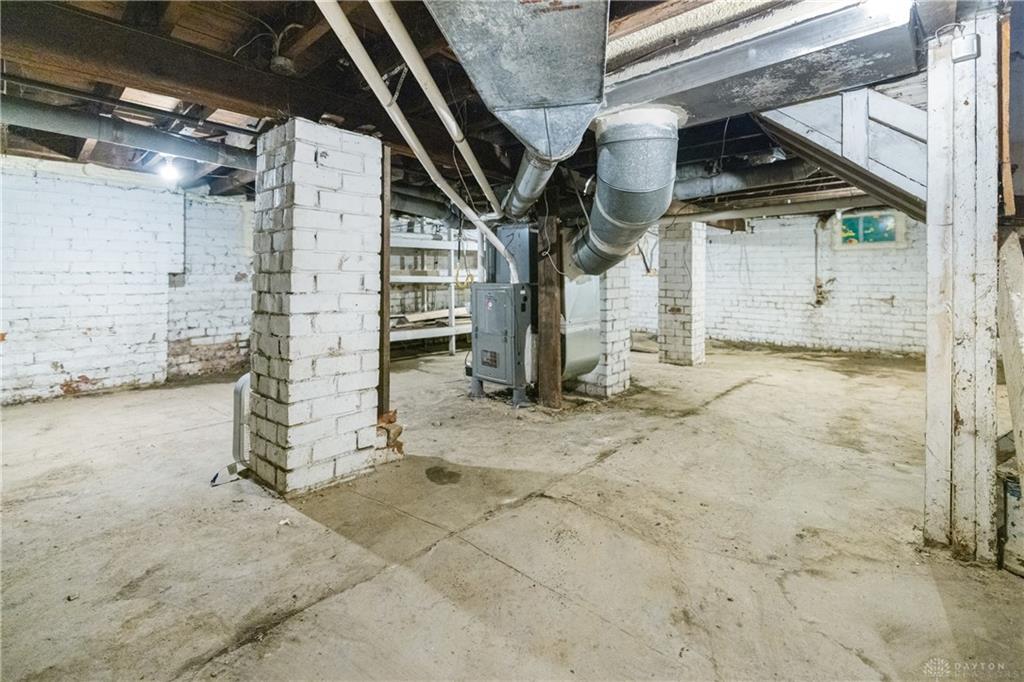 1810 High Property Photo 15