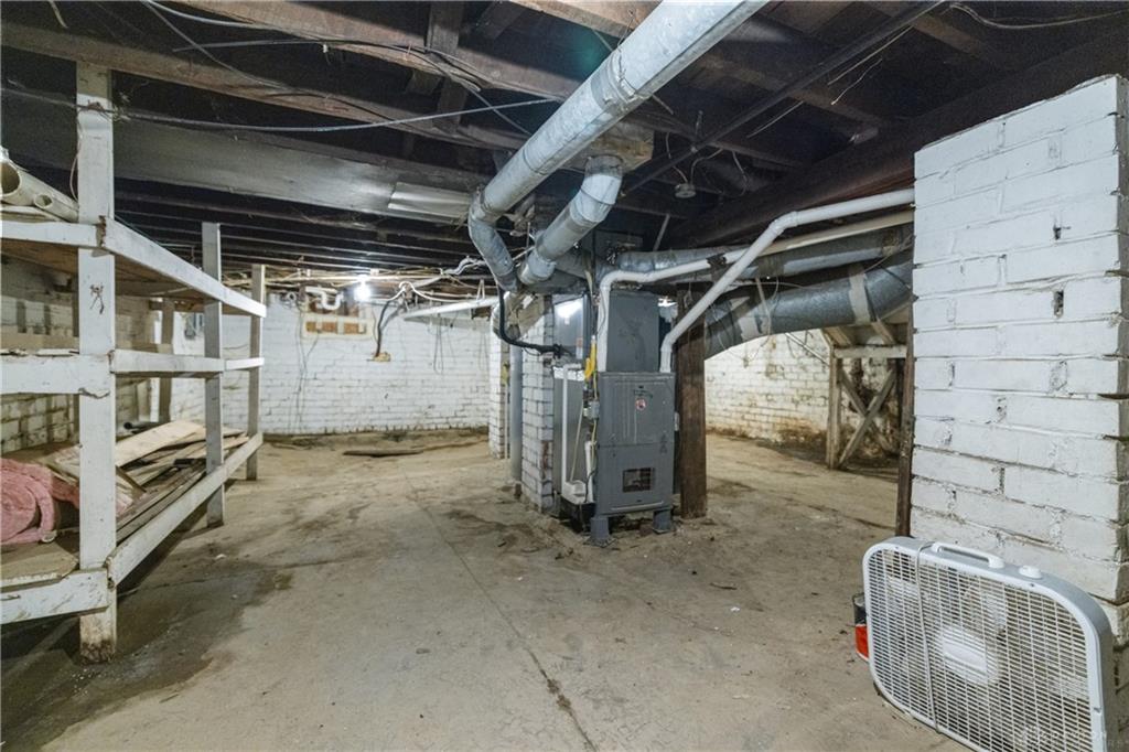 1810 High Property Photo 16