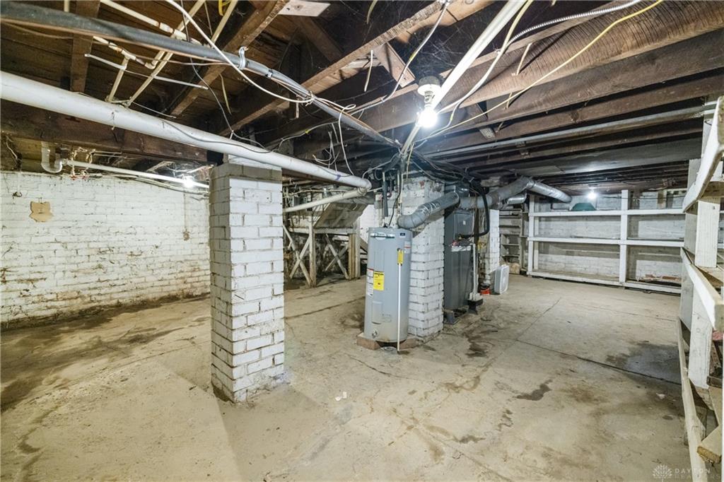 1810 High Property Photo 17