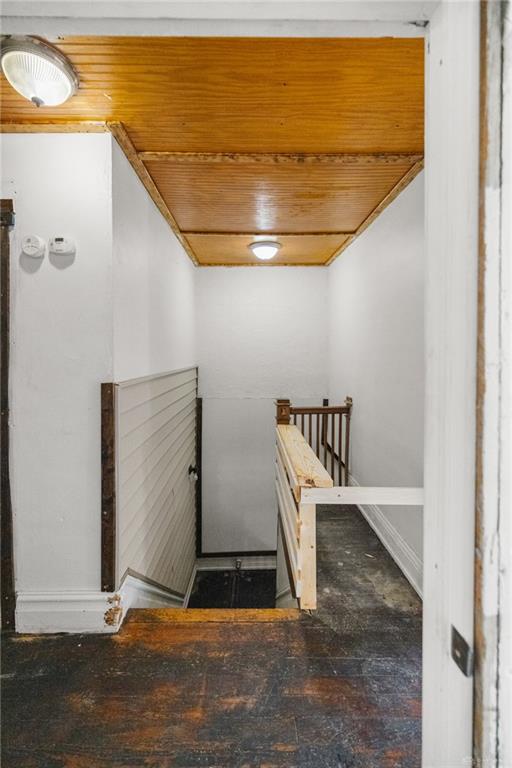 1810 High Property Photo 19