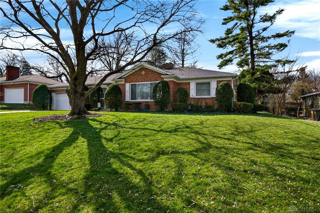 1204 Waving Willow Property Photo 3