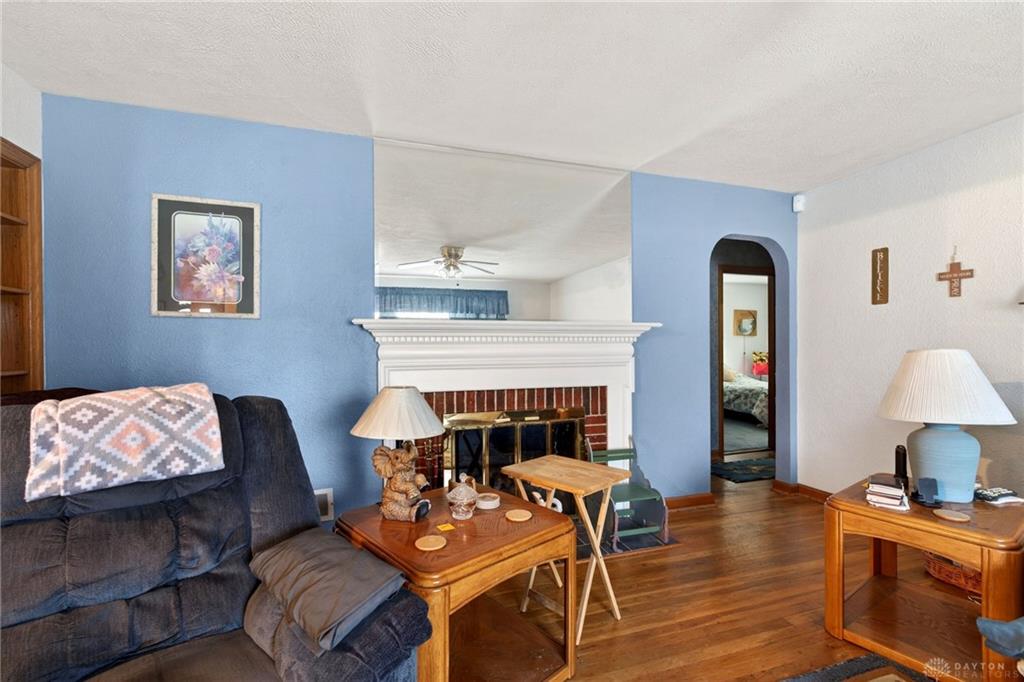1204 Waving Willow Property Photo 8
