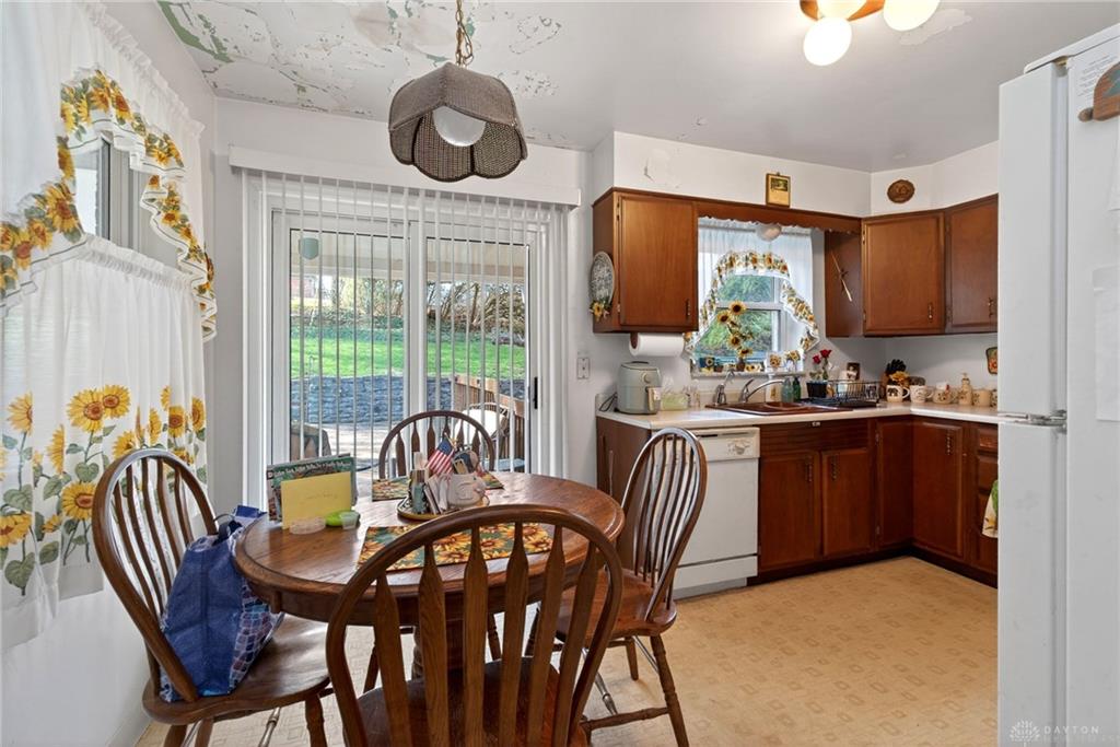 1204 Waving Willow Property Photo 18