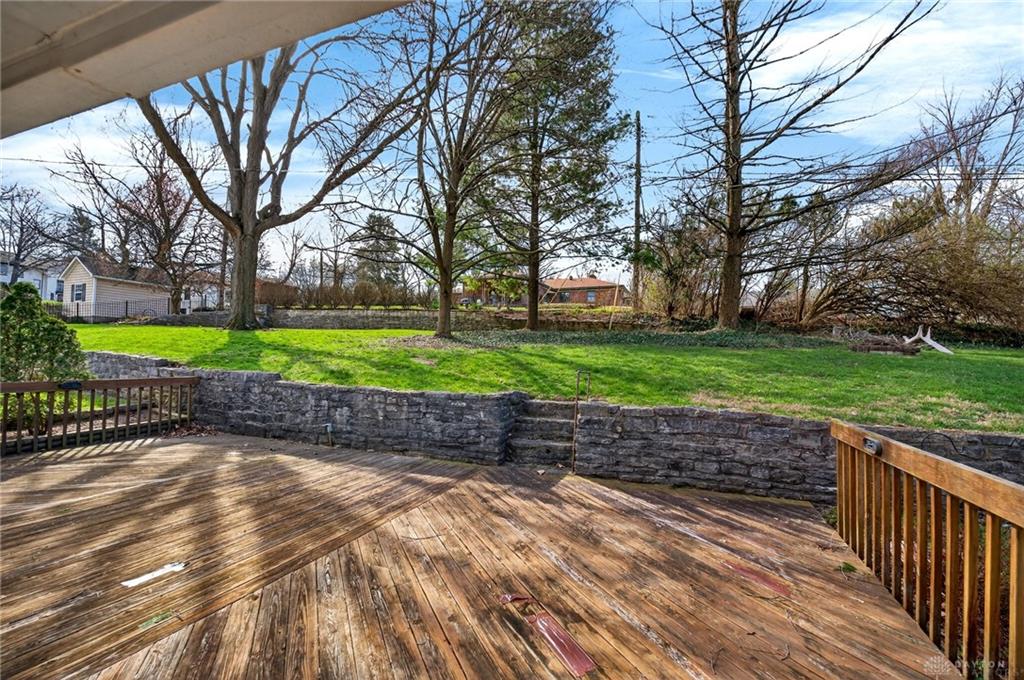 1204 Waving Willow Property Photo 34