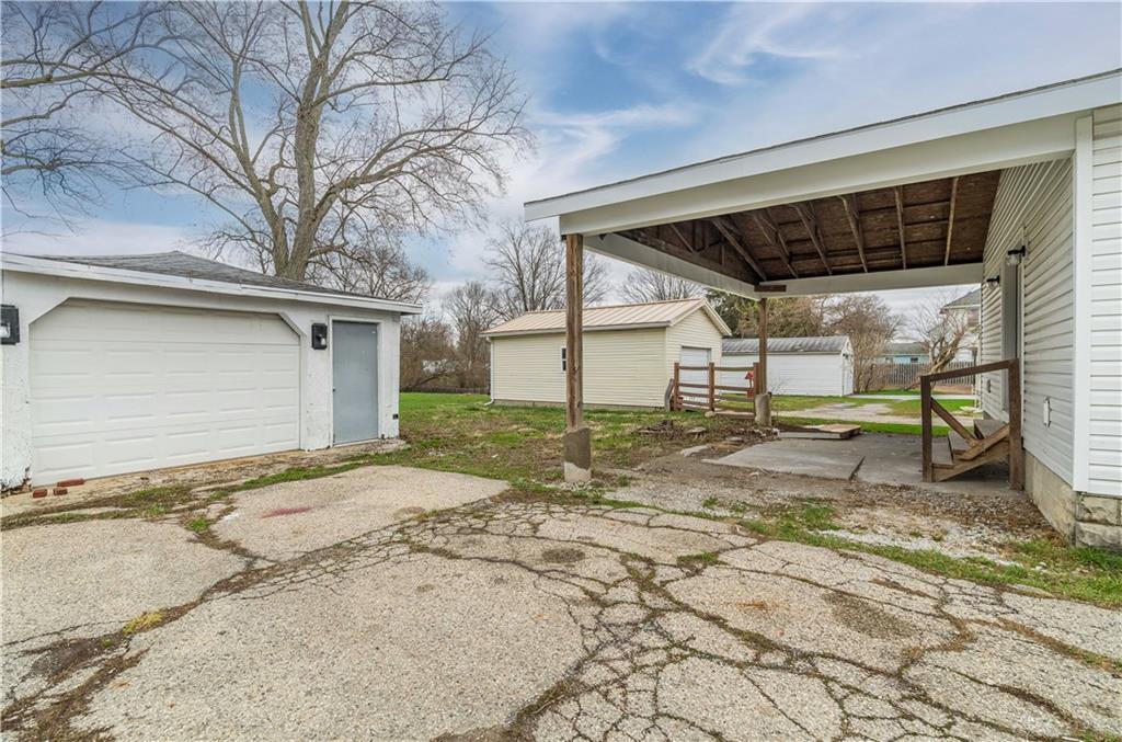 1118 Covington Property Photo 25