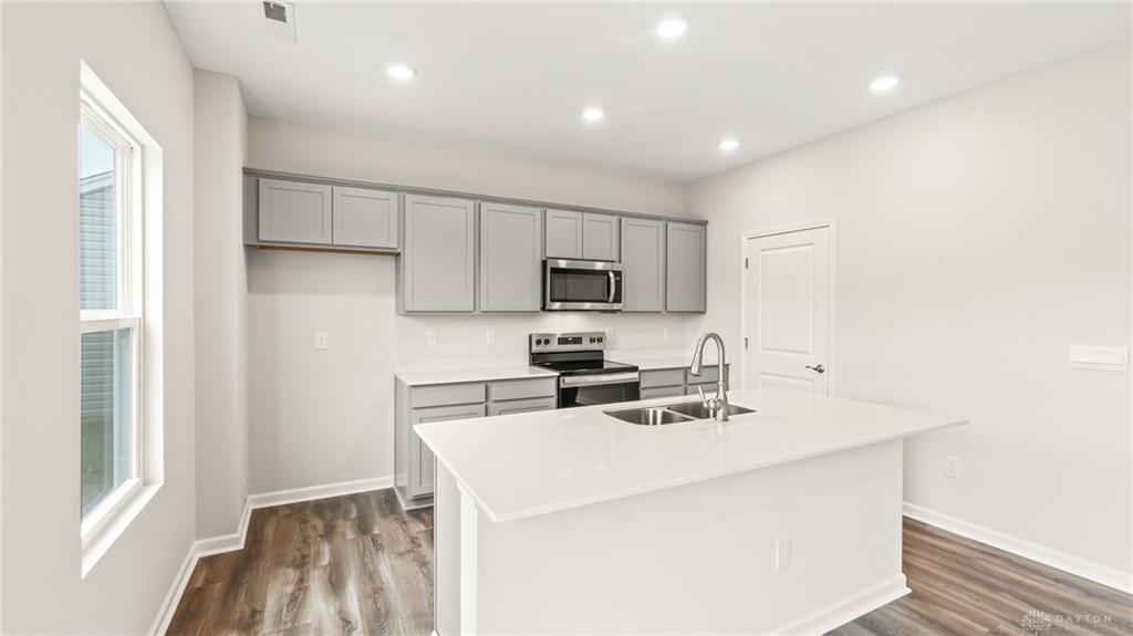 2208 Hackberry Property Photo 6