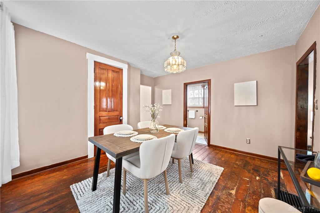 508 Oak Property Photo 8