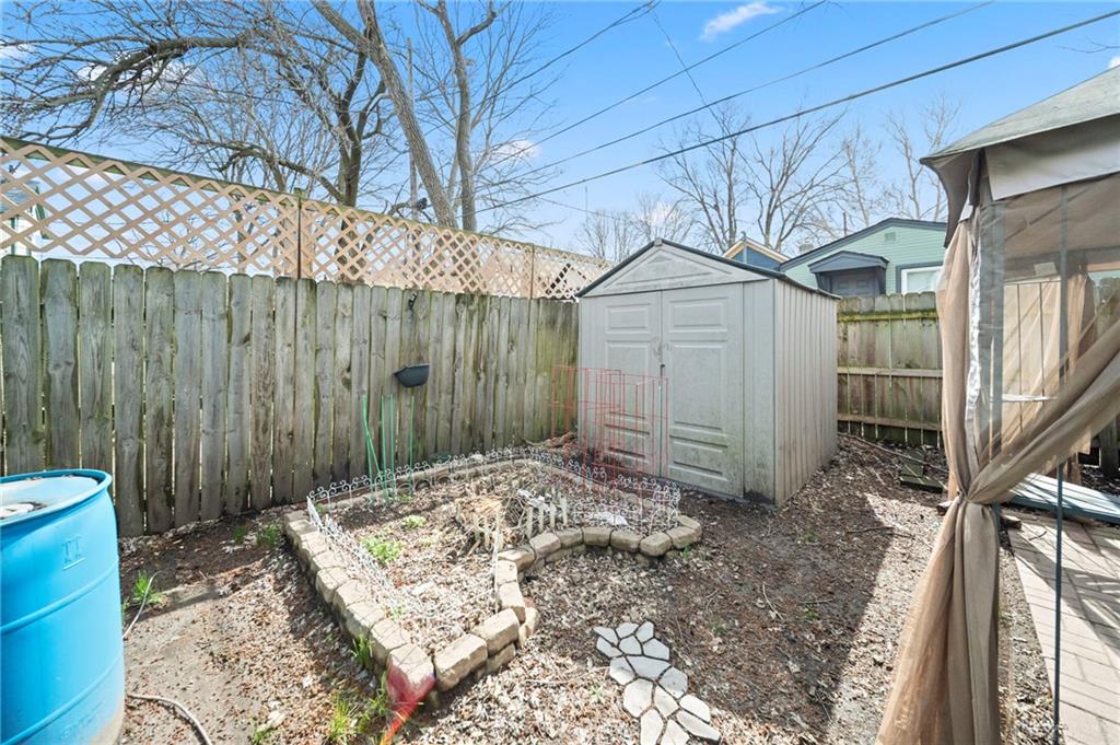 508 Oak Property Photo 25