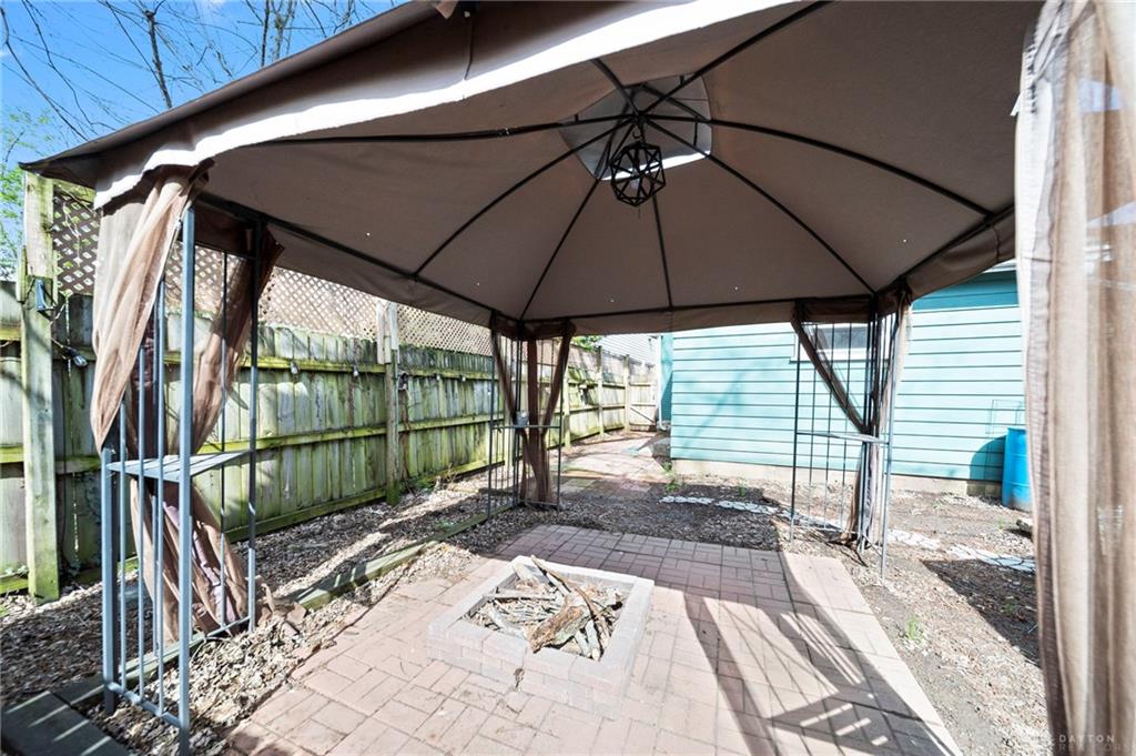 508 Oak Property Photo 27