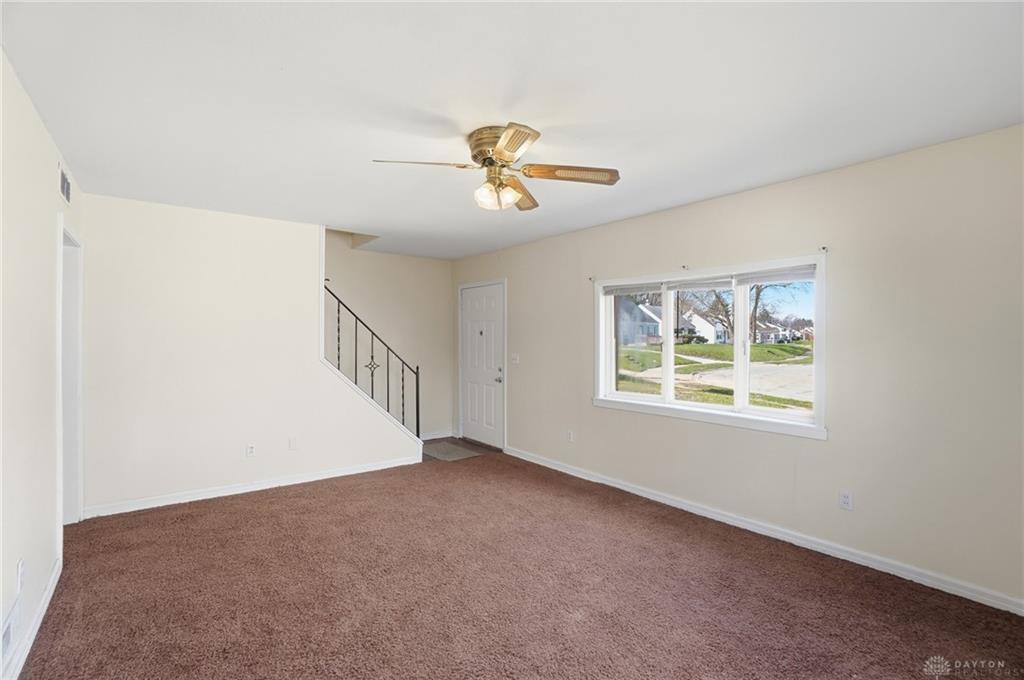 1835 S Sweetbriar Property Photo 10