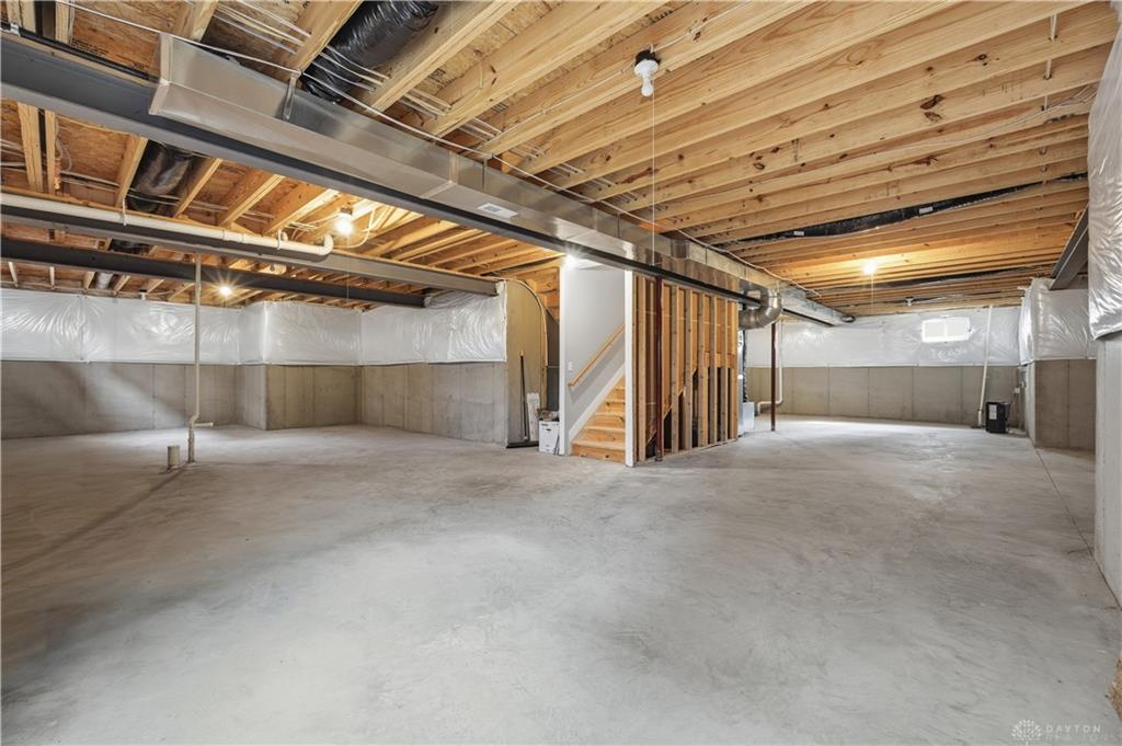 713 Newton Property Photo 48