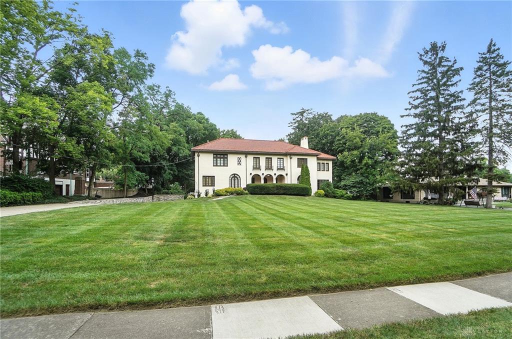 25 W Thruston Property Photo 3