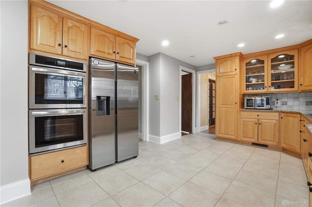 25 W Thruston Property Photo 50