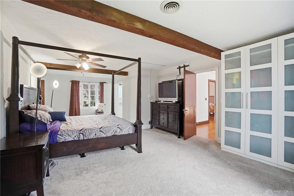 25 W Thruston Property Photo 74