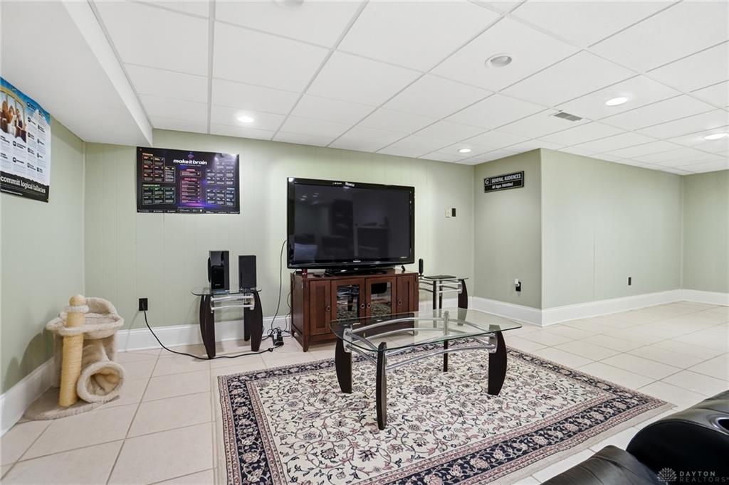 25 W Thruston Property Photo 85